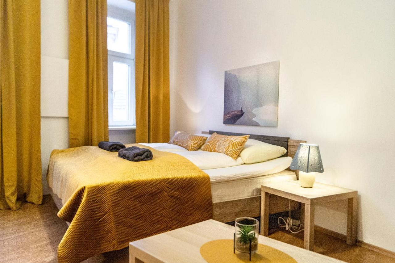 Economy 1Br Apartment Well Connected To The Whole City Wina Bagian luar foto